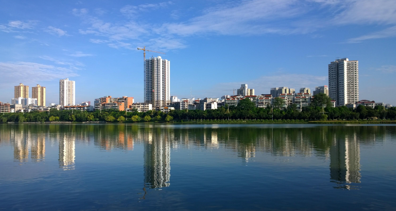 高标准建设南宁都市圈 做好“向海”“向边”文章